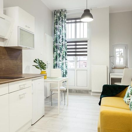 Ferienwohnung Przytulna Kawalerka 10Min Pieszo Od Dworca/Galerii Kattowitz Exterior foto